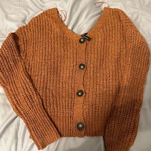 Super cute sweater, never worn.